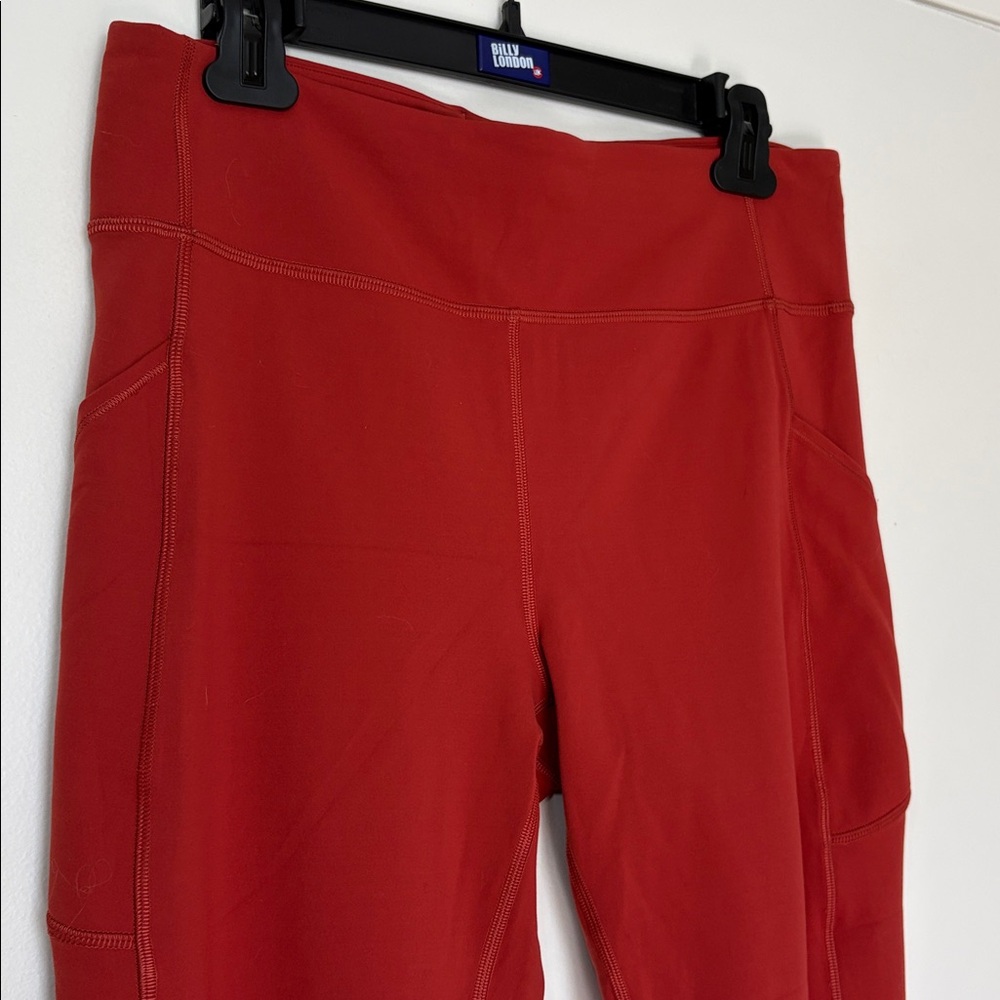 NEW Lululemon Invigorate High-Rise Crop 23" Cayenne size 12 - Picture 7 of 8